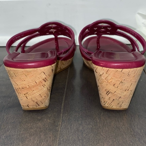 Cole Haan raspberry patent leather cork wedge sandals - Picture 4 of 8